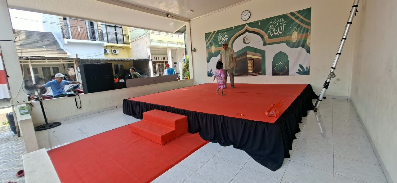 SEWA PANGGUNG KARPET BERKUALITAS JAKSEL