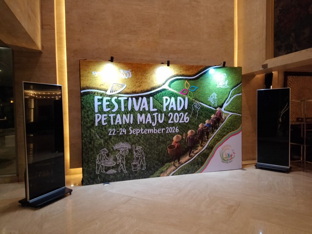 SEWA BACKDROP&LAMPU SPORTLIGHT JAKSEL