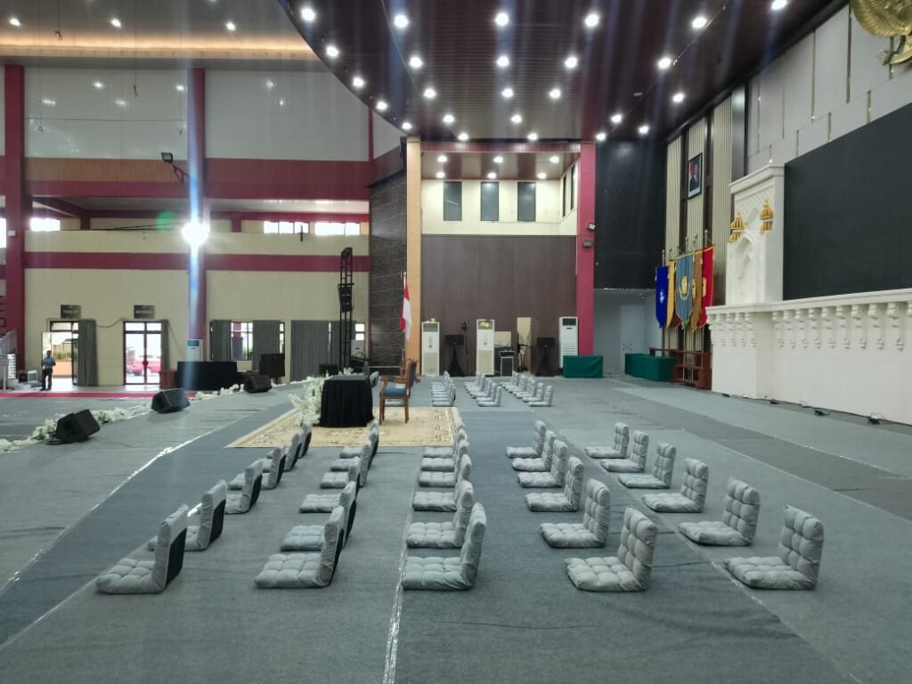 SEWA SOFA LESEHAN NYAMAN PRAKTIS&ELEGAN